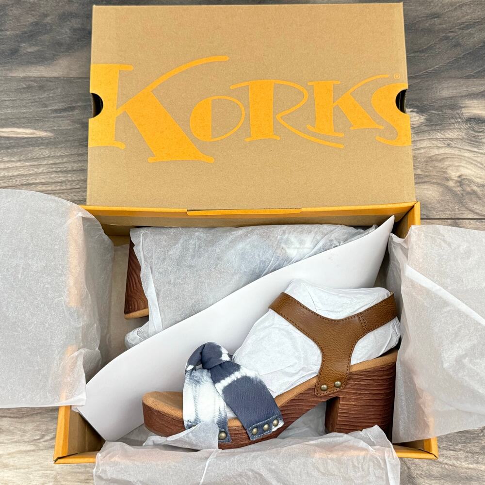 NIB Korks Kork Ease Natalia 7M Knot Clog Sandal Tan Blue Denim PU Tie Dye Combo - Picture 2 of 11